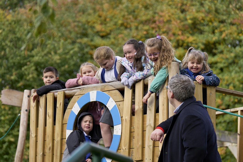 2880_2025.10.22 HeadlandsCE JIN School1370